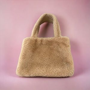 Cute lil teddy bear purse🤎✨